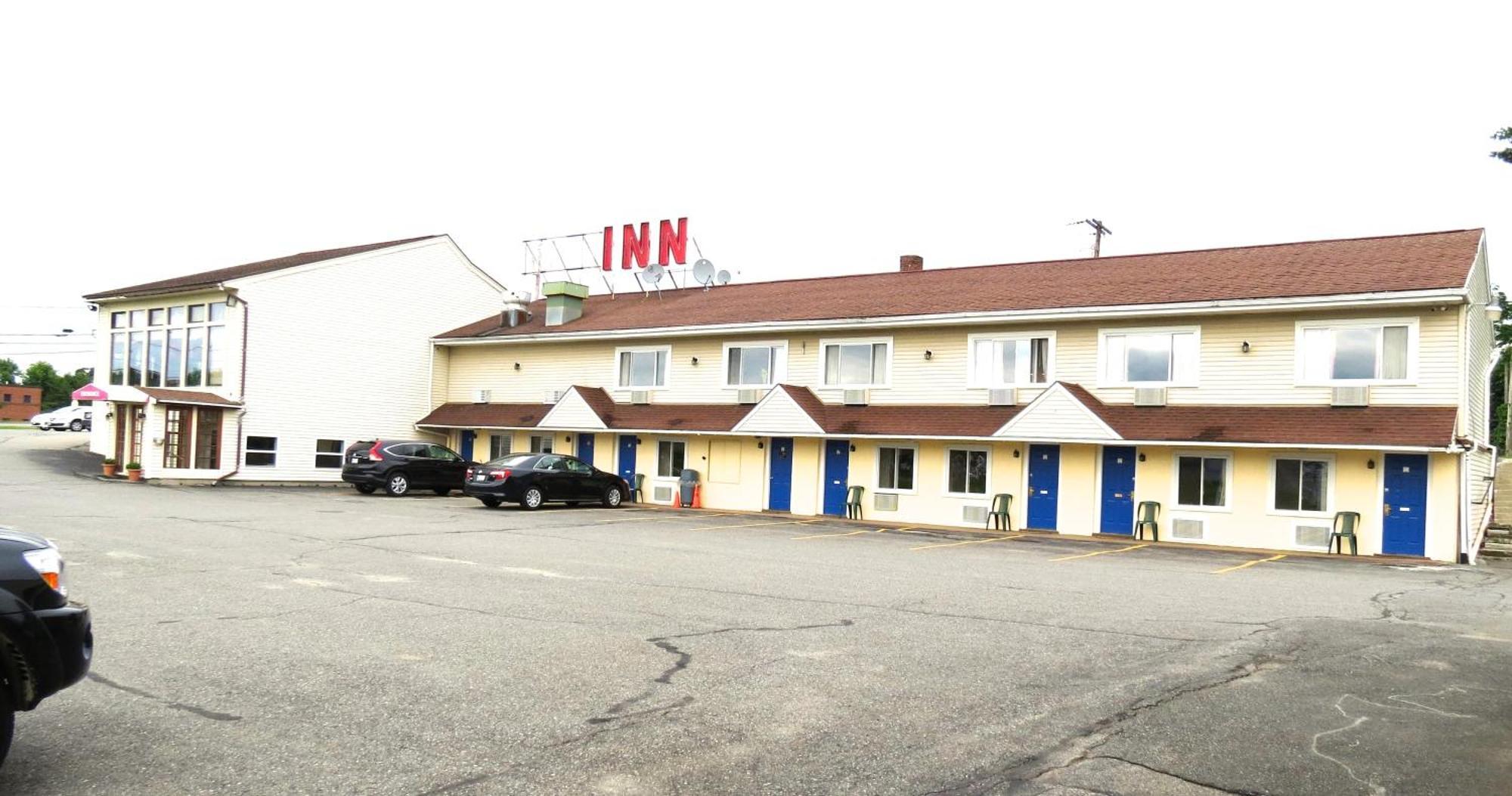 Budget Host Airport Inn 워터빌 외부 사진